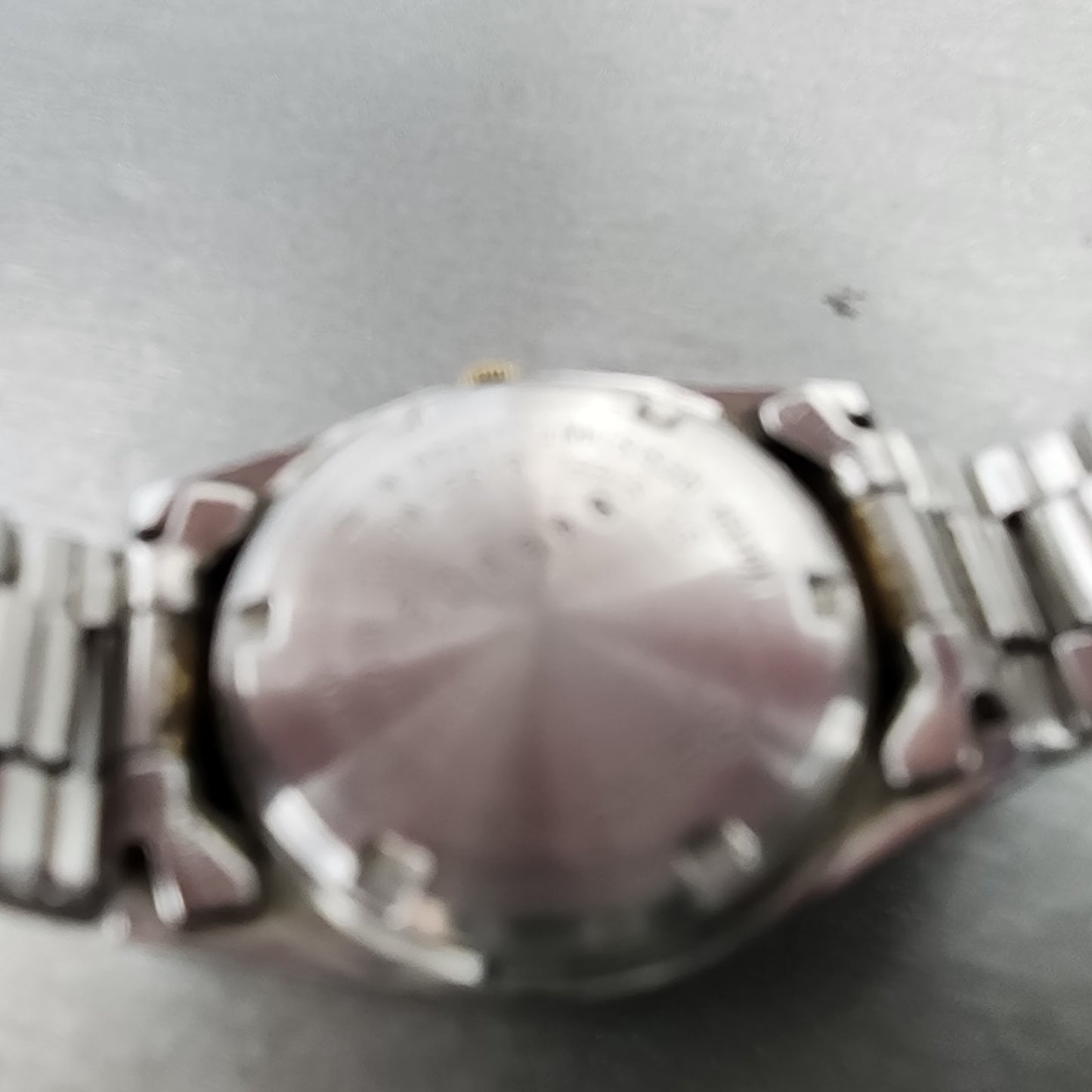 Seiko SQ Watch Women 24mm Gold Dial Two Tone Daydate Round 3E230A60 New Battery9