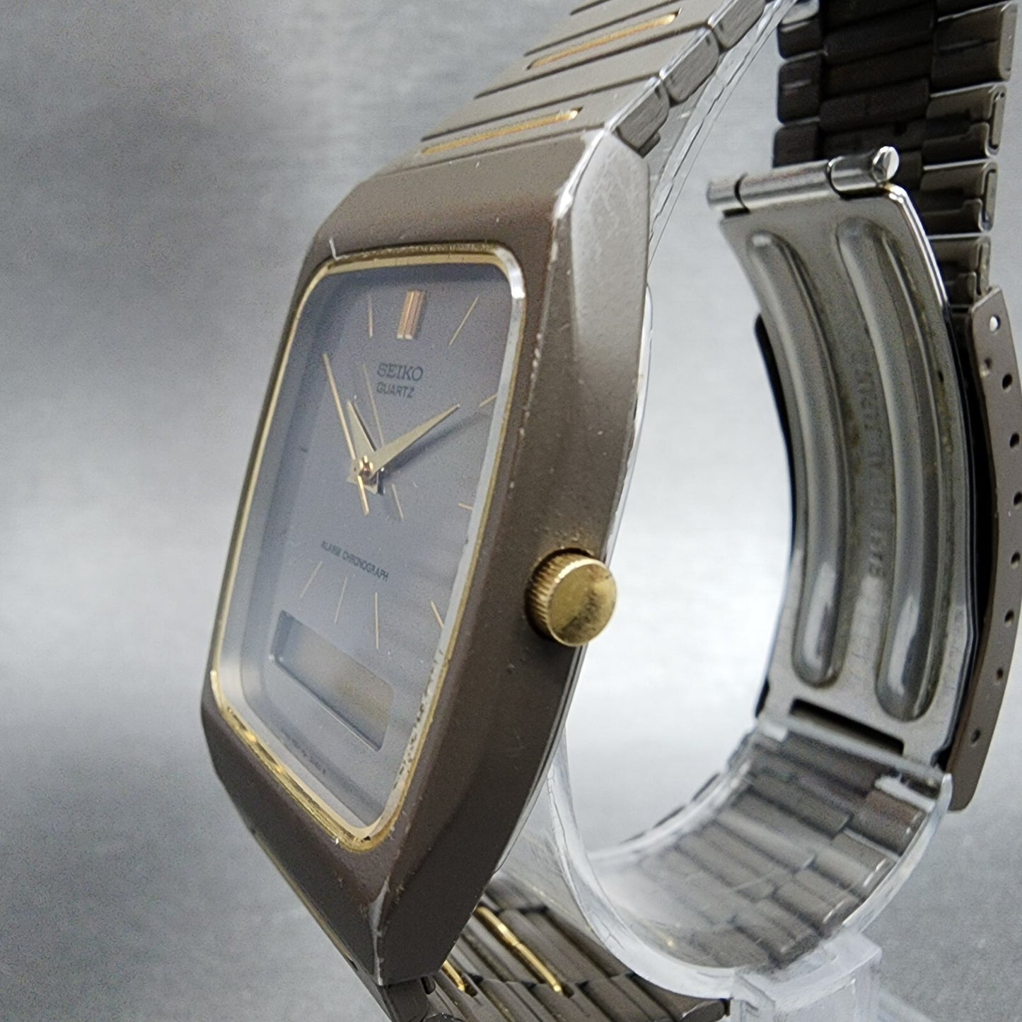 Seiko Analog Digital Watch Men 30mm Silver Dial Two Tone H601-5039 PARTS