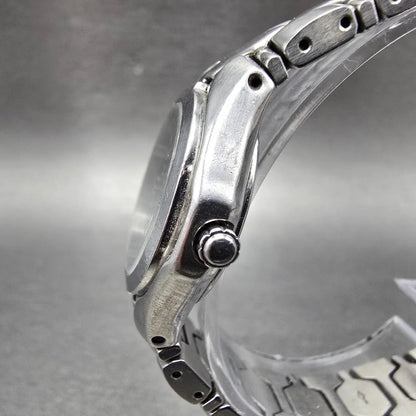 Citizen Eco-Drive Watch Women 27mm Blue Dial Silver Tone Date E010-K16393 Runs2