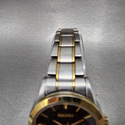 Seiko Solar Watch Women 28mm Blue Dial Two Tone Daydate Round READ!!!! V138-0AB0