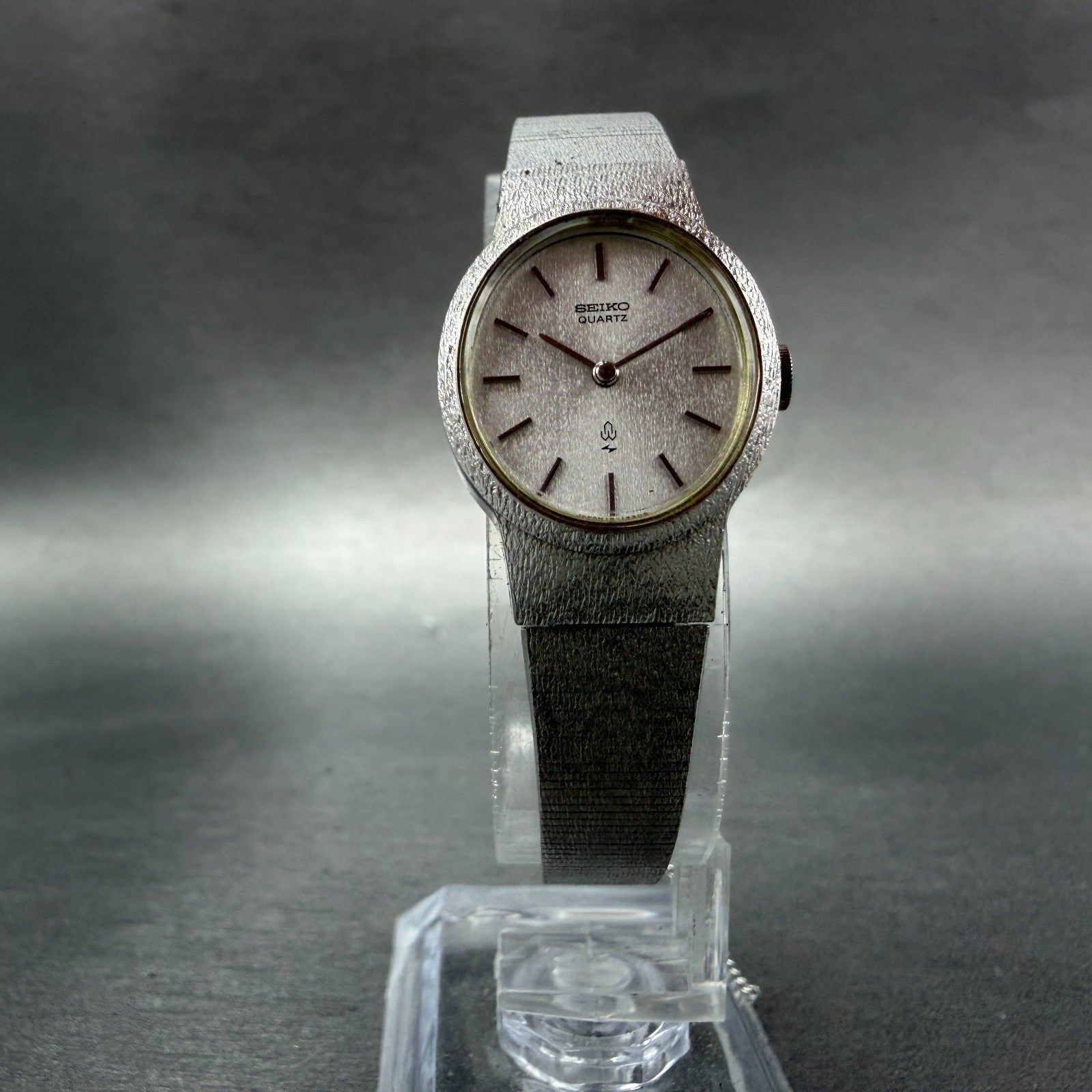 Seiko Watch Women 20mm Silver Dial Silver Tone Oval 16-5630 New Battery Vintage6