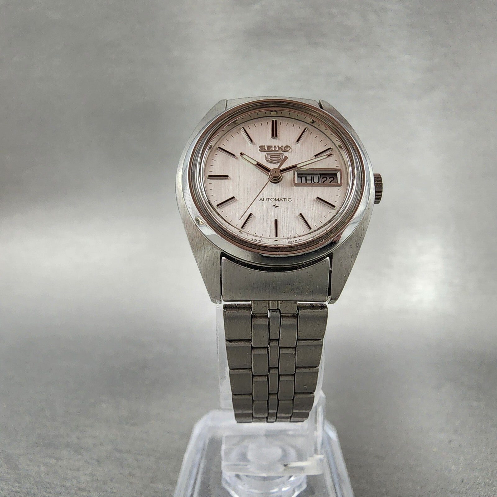 Seiko 5 Automatic Watch Women 25mm White Dial Silver Tone Daydat Round 610675205