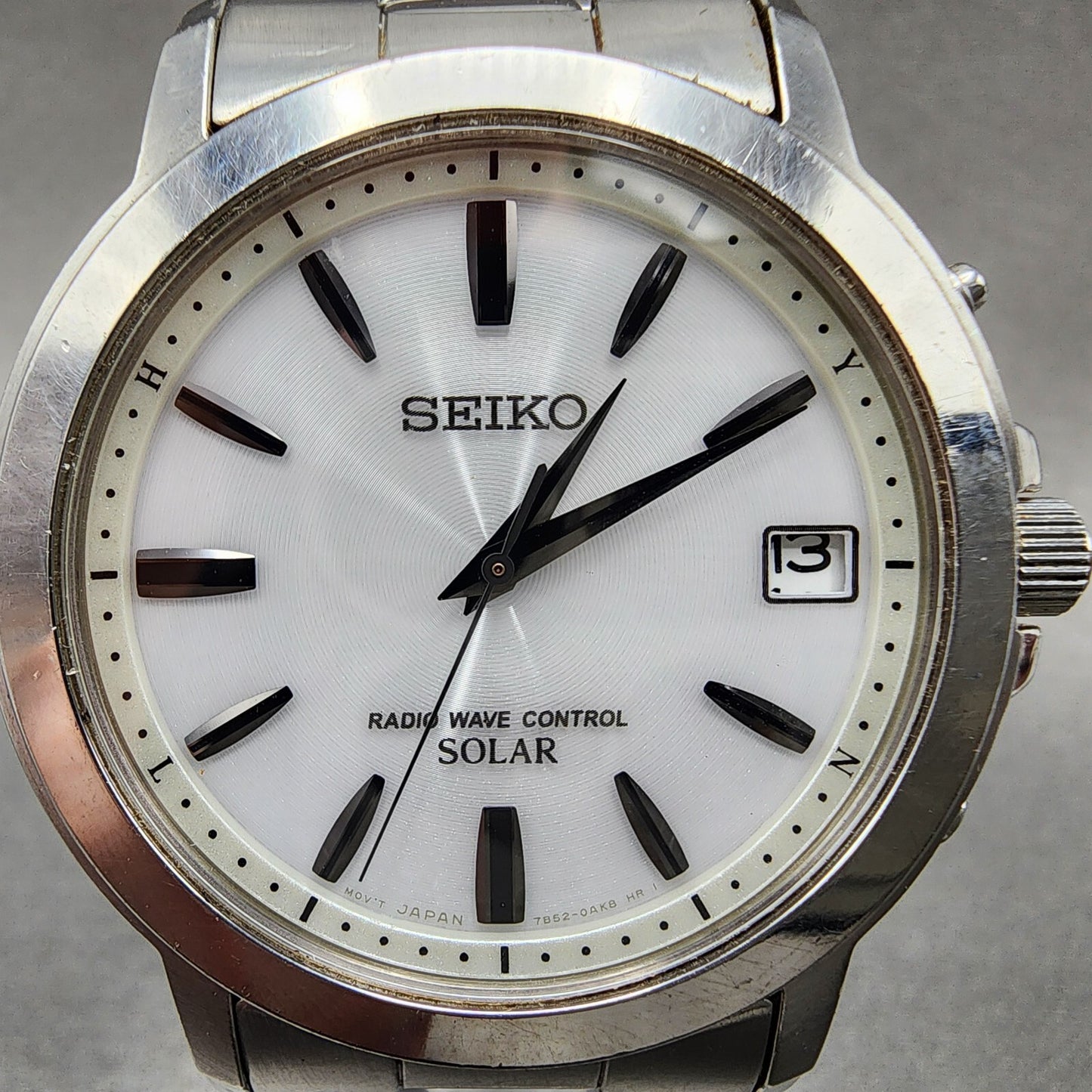 Seiko Solar Watch Men 38mm White Dial Silver Tone Date 7b52-0af0 Runs