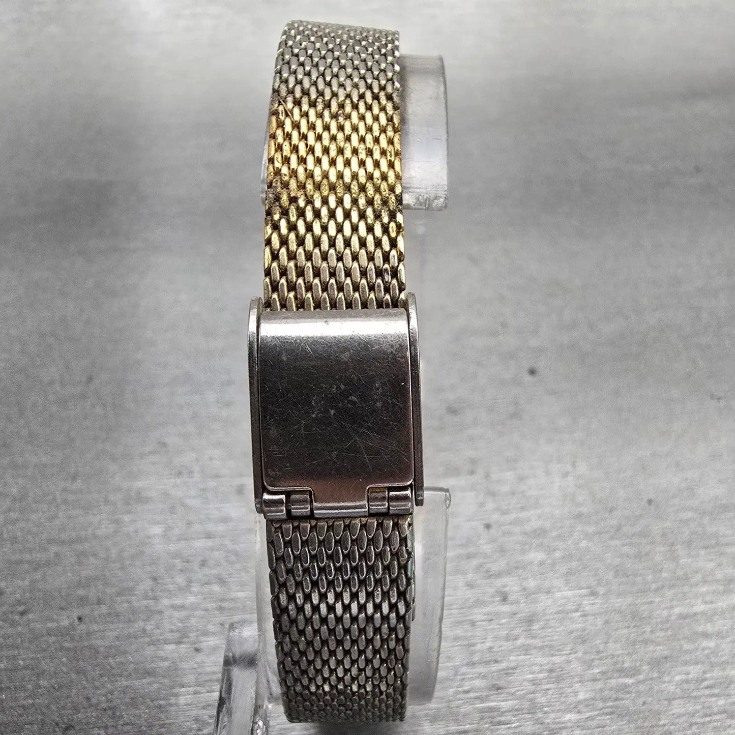Citizen CQ Watch Women 17mm Black Dial Gold Tone Rectangle 3220-945174 New Batt7