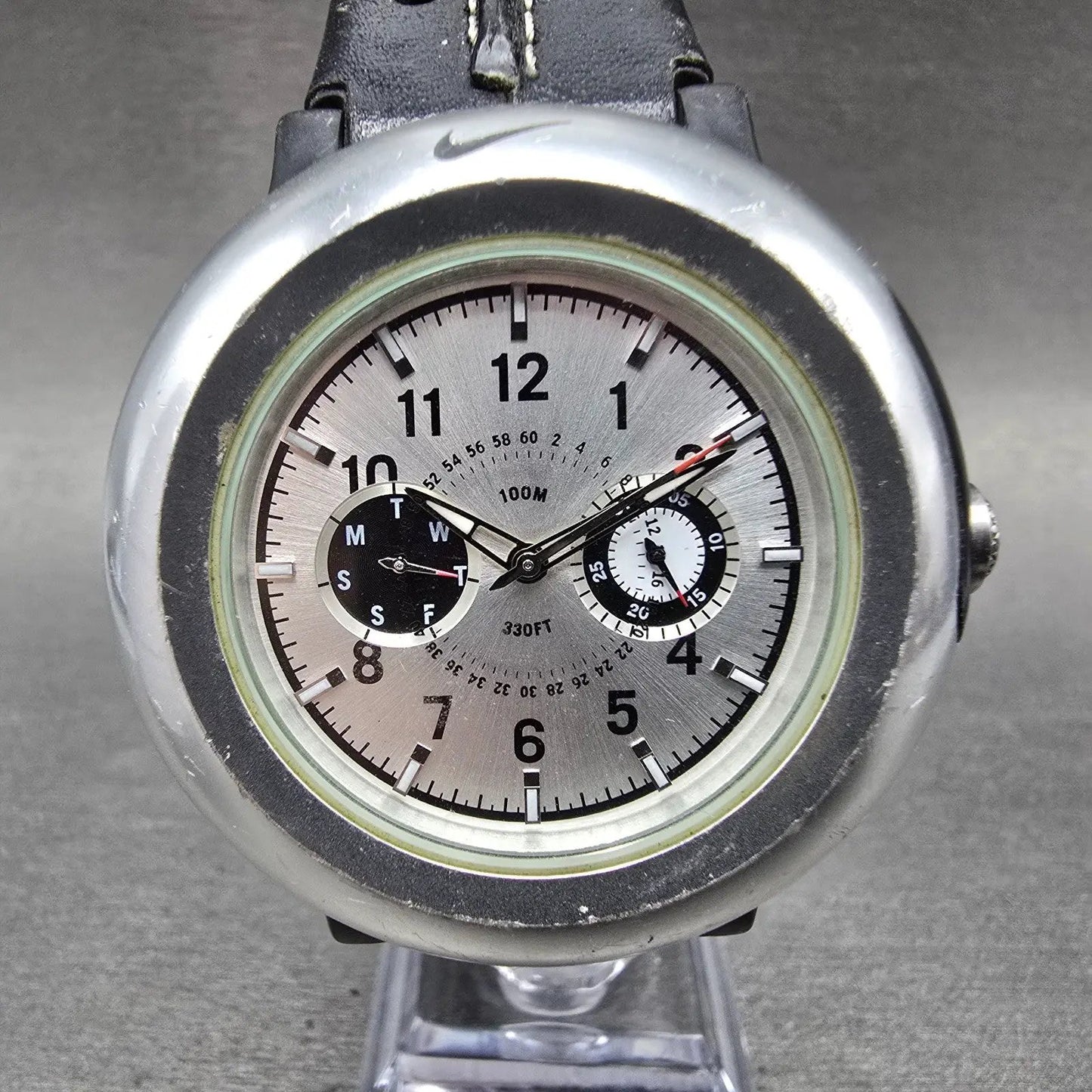 Nike Oregon Watch Men 45mm Silver Dial Aluminum Daydate Round WA0050 New Battery0