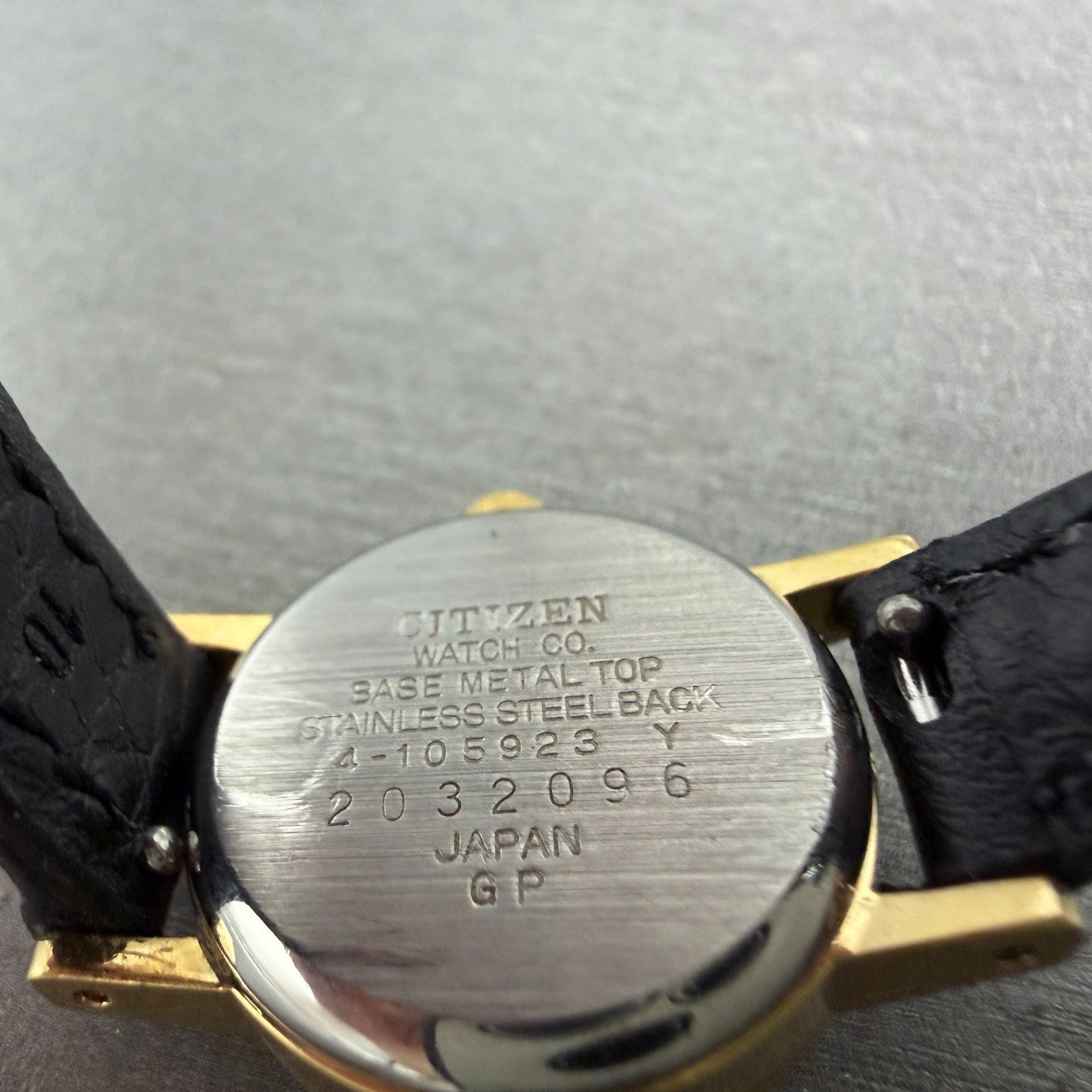 Citizen CQ Watch Women 20mm Champagne Dial Gold Tone Round 4-105923 New Battery9