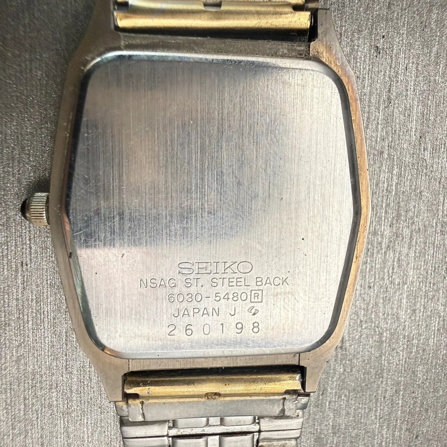 Seiko Dolce Watch Men 30mm Gold Dial Gold Tone Rectangle 6030-5480 New Battery10