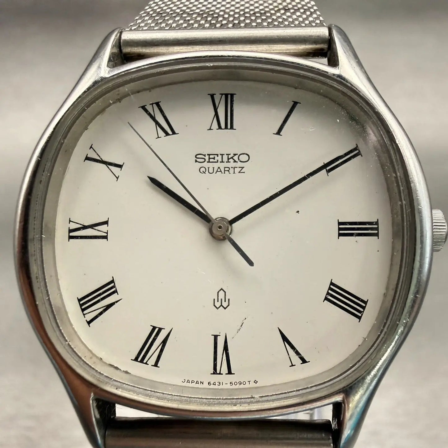 Seiko Watch Men 34mm White Dial Silver Tone Oval 6431-5040 New Battery Vintage1
