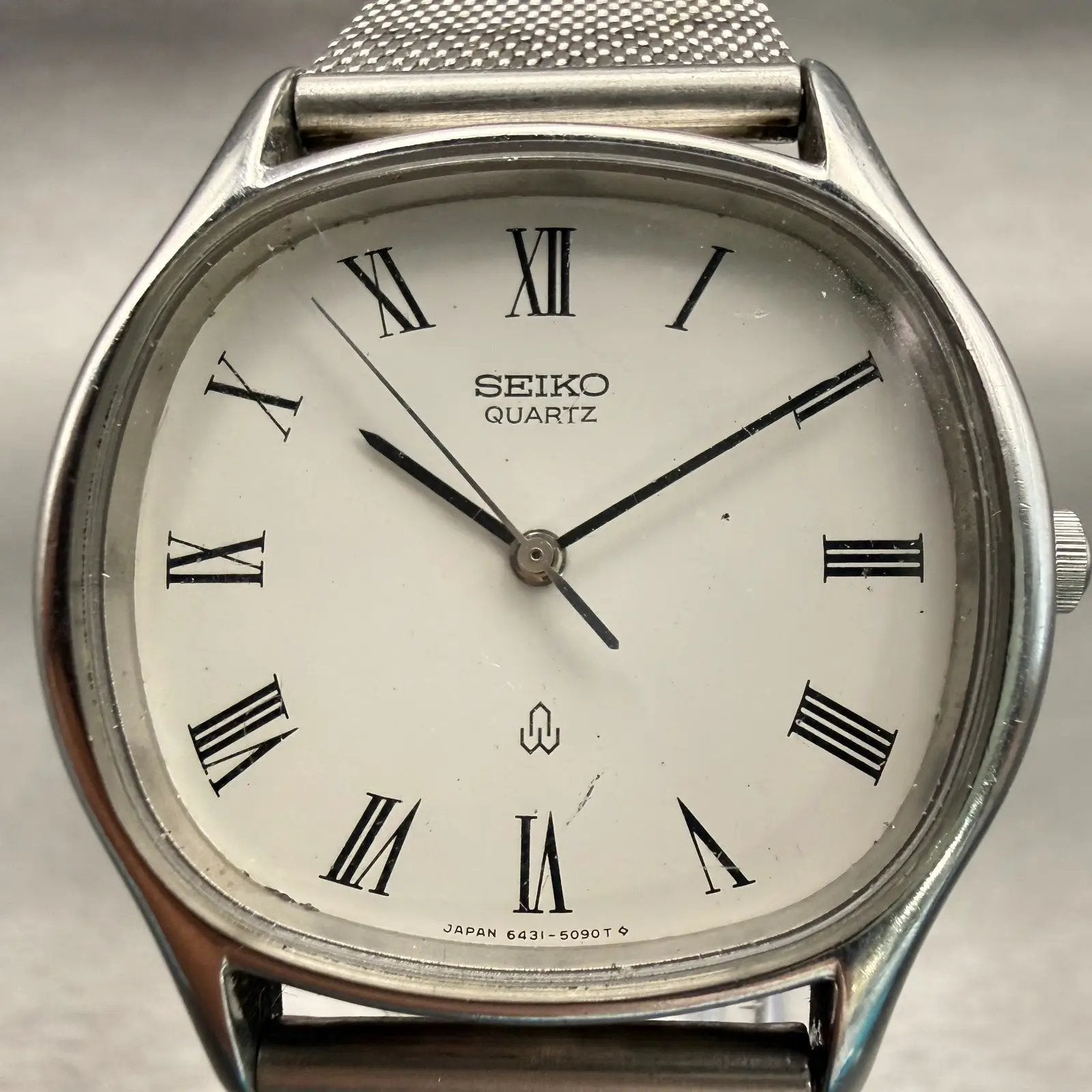 Seiko Watch Men 34mm White Dial Silver Tone Oval 6431-5040 New Battery Vintage1