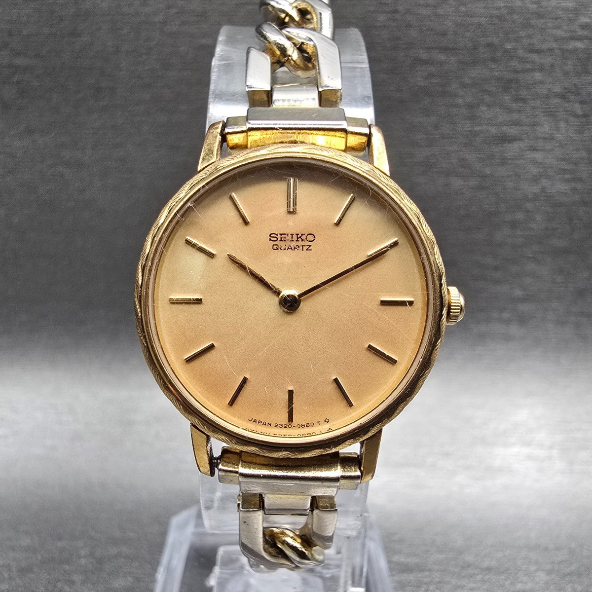 Seiko Watch Women 24mm Gold Dial Gold Tone Round 2320-0129 New Battery Vintage0