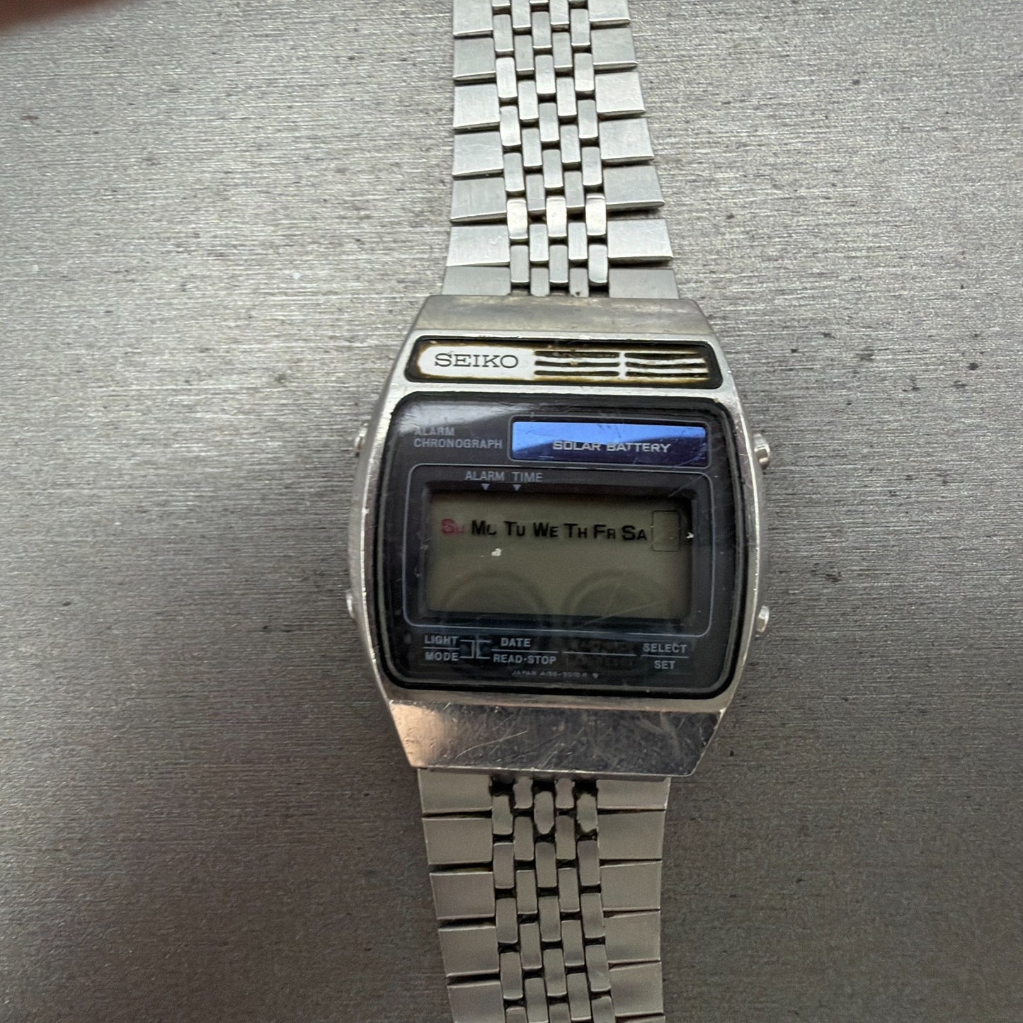 Seiko Digital Watch Men 34mm LCD Alarm Chrono Solar Silver Tone A156-5029 PARTS0