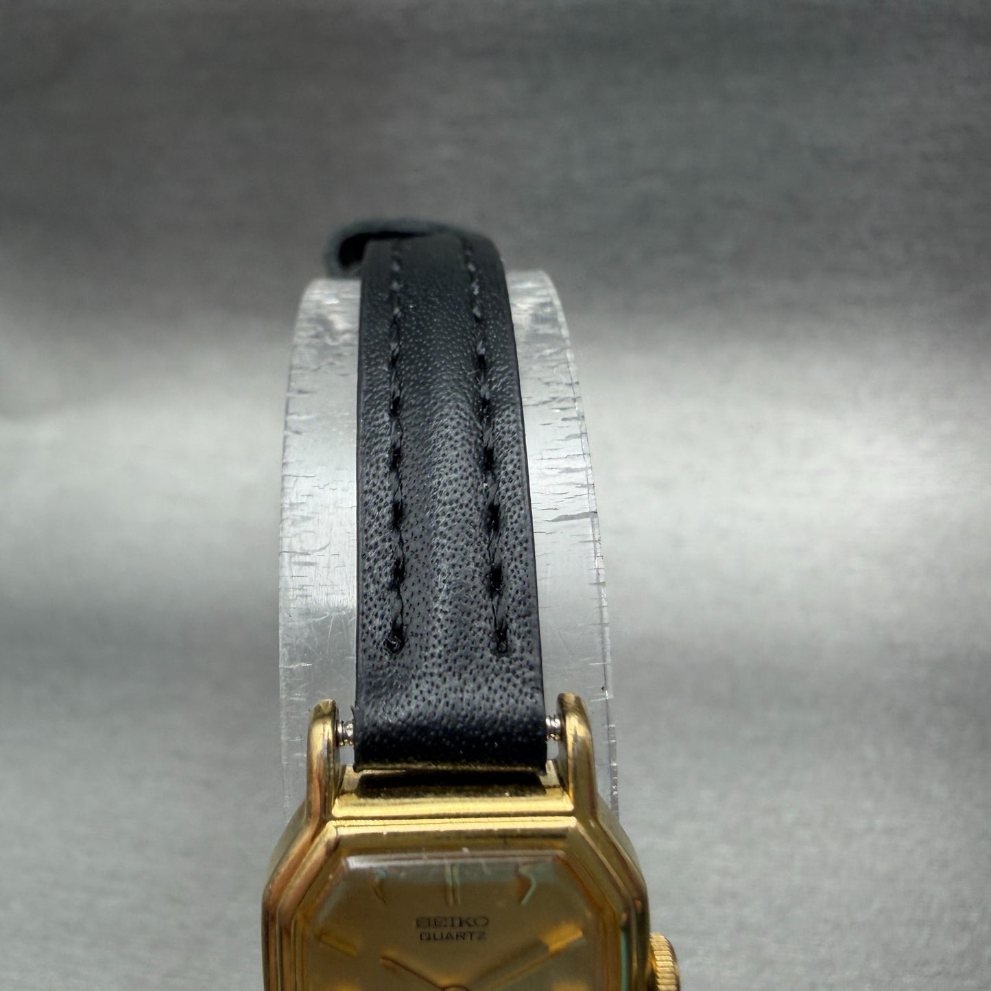 Seiko Watch Women 16mm Champagne Dial Gold Tone Octagon 2c20-5760 New Battery4