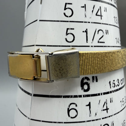 Seiko Watch Women 16mm Champagne Dial Gold Tone Vintage 1400-8359 New Battery10