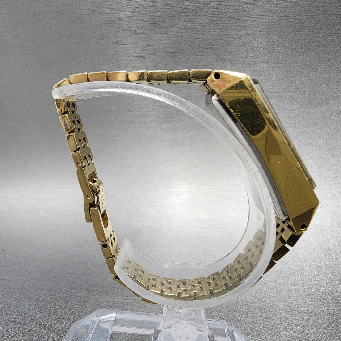 Seiko Tank Watch Women 13mm Silver Dial Gold Tone Rectangle Manual Wind Runs8