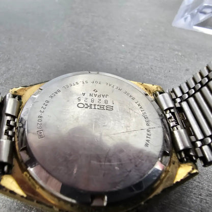 Seiko SQ Watch Men 35mm Silver Dial Gold Tone Daydate Round 8223-8029 PARTS VTGL10