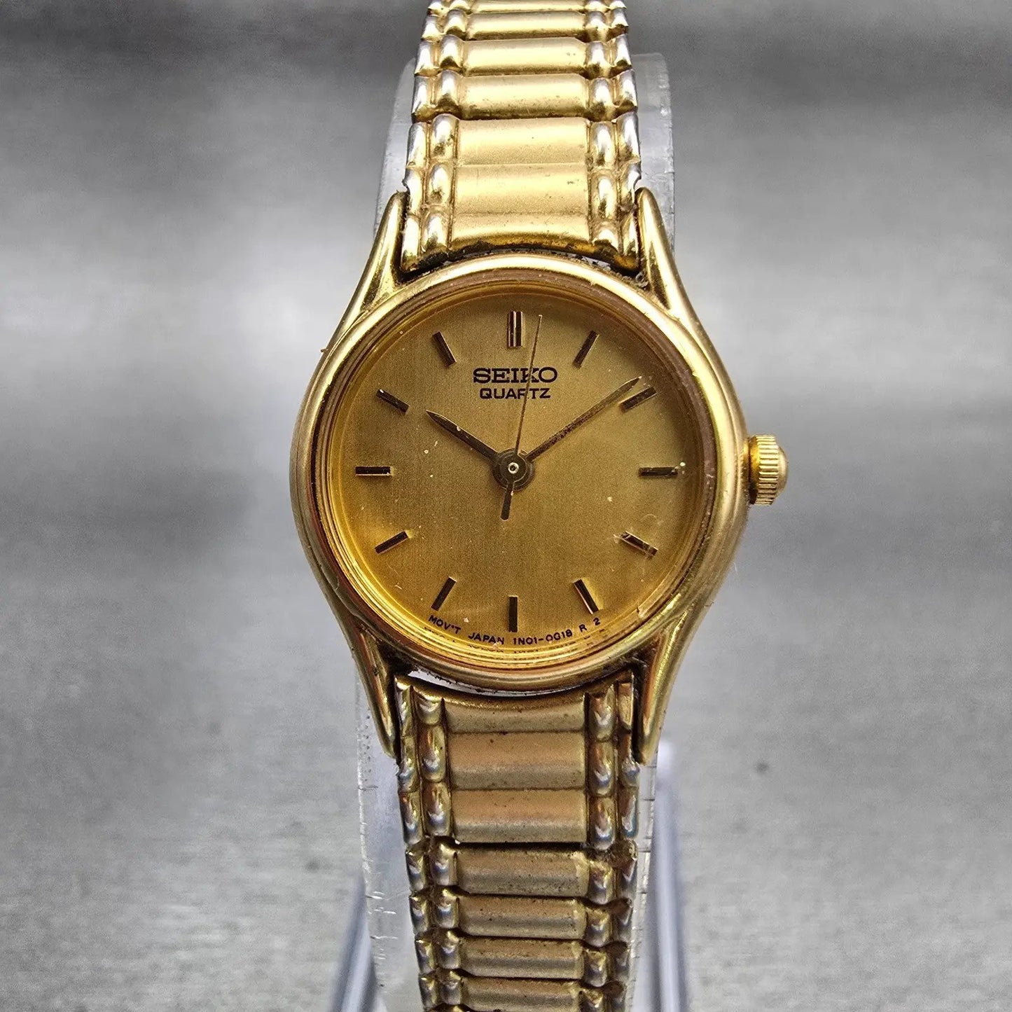 Seiko Watch Women 20mm Gold Dial Gold Tone Round 1N01-0E19 New Battery Vintage0