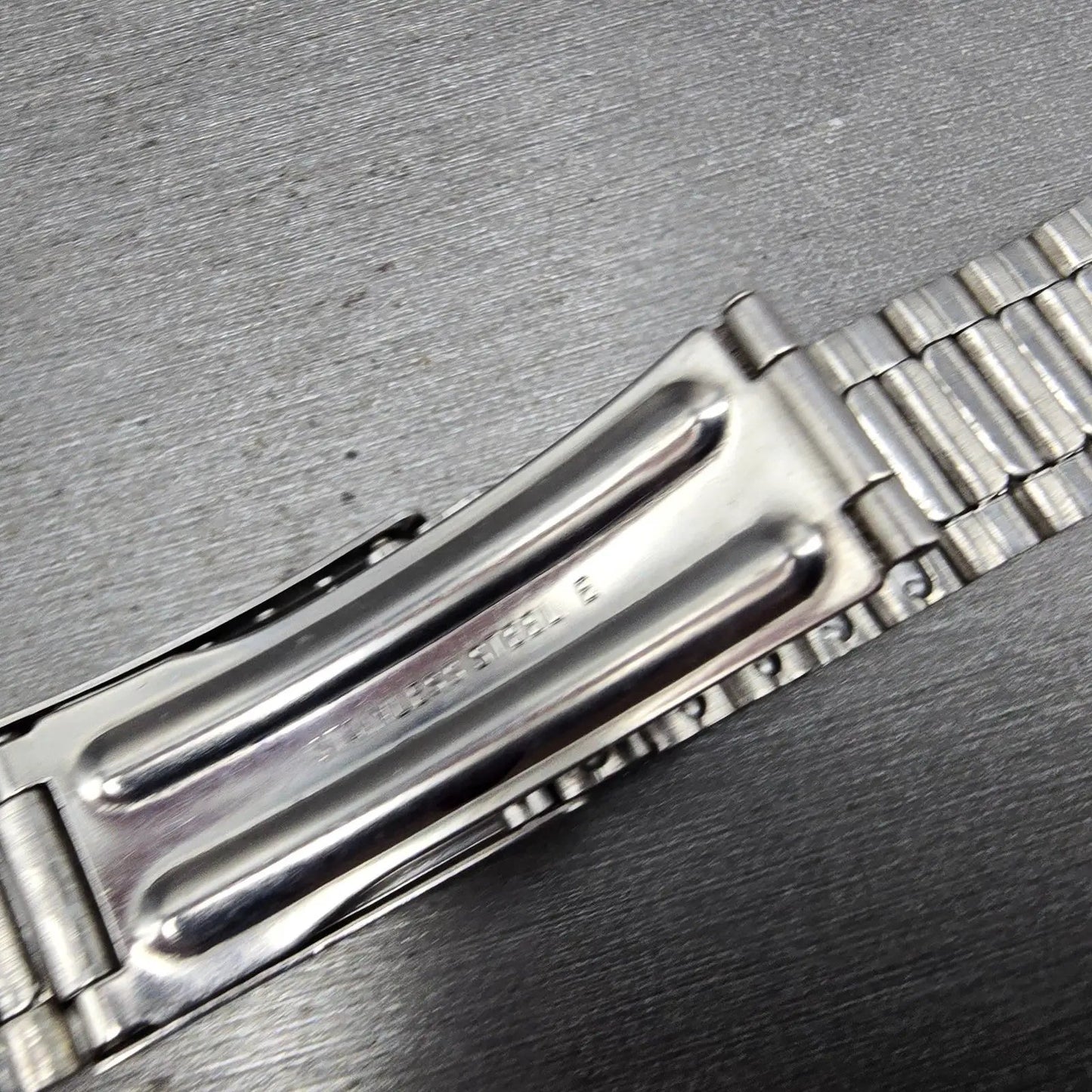 Seiko  Bracelet 20mm Stainless Steel Silver Tone Tri Folding Clasp VTG Japan5