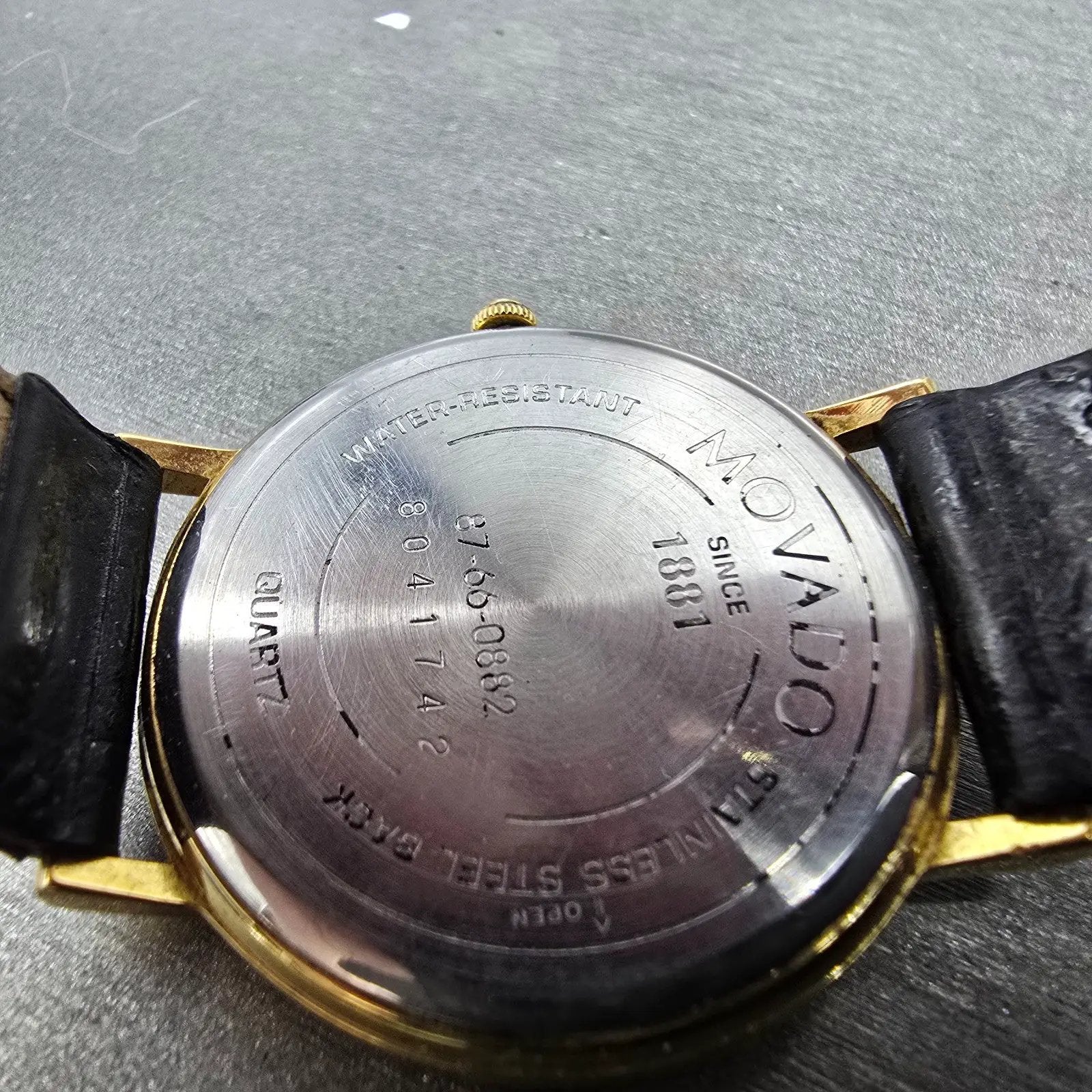Movado Museum Watch Men 34mm Black Dial Gold Tone Round 87-66-0882 New Battery10