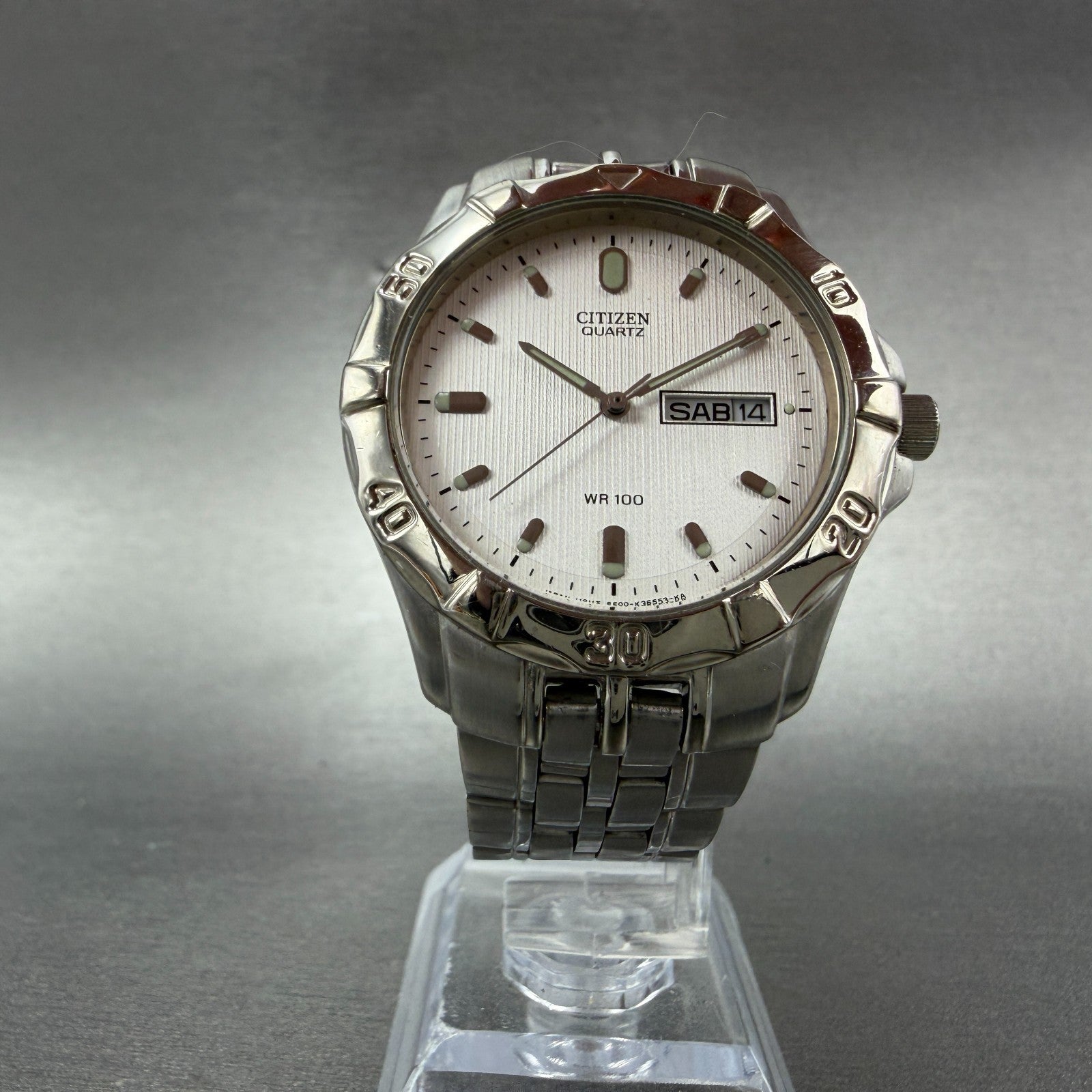 Citizen Watch Men 37mm Silver Dial Silver Tone Daydate Round 5500-K11511 New Bat5