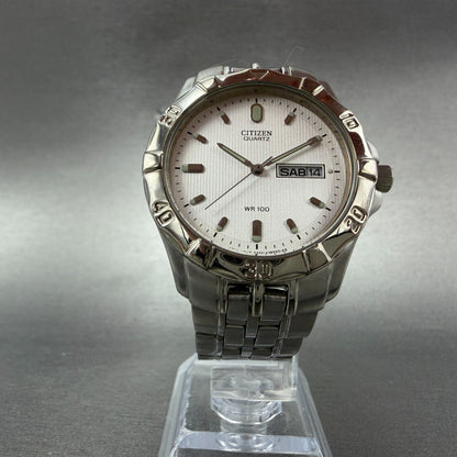 Citizen Watch Men 37mm Silver Dial Silver Tone Daydate Round 5500-K11511 New Bat5