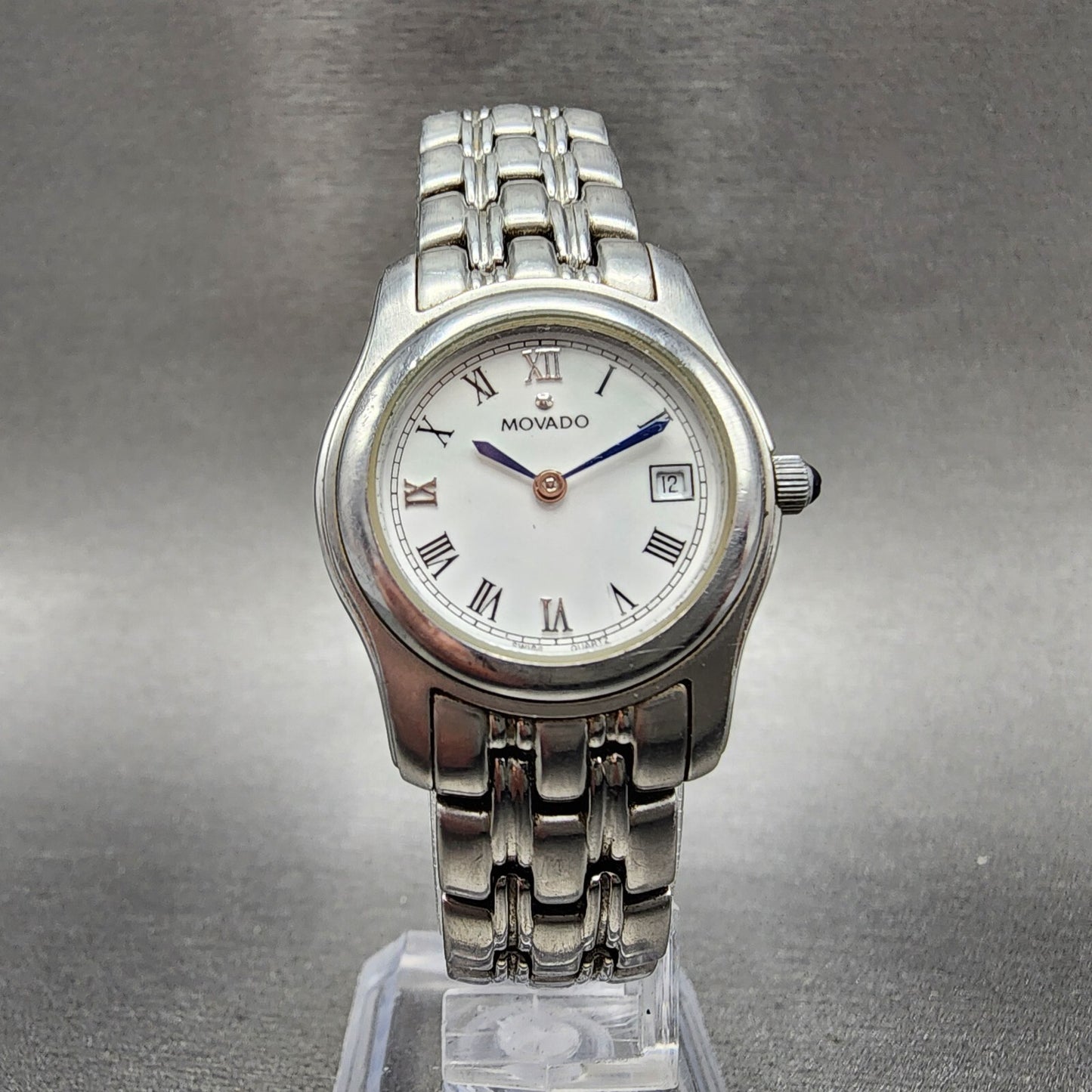 Movado Watch Women 26mm White Dial Steel Date Round 84E60850 New Battery6