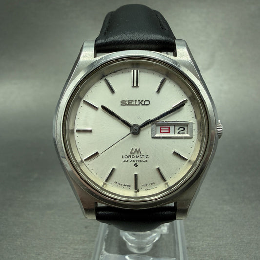 Seiko Lord Matic Watch Men 37mm Silver Dial Steel Daydate READ!!! 5606-7070 Runs0