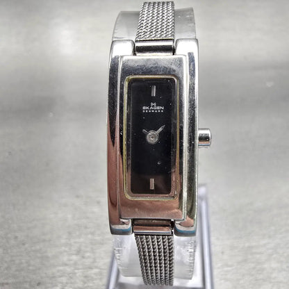 Skagen Denmark Watch Women 13mm Black Dial Silver Tone Rectangle 214SSCB New Bat0