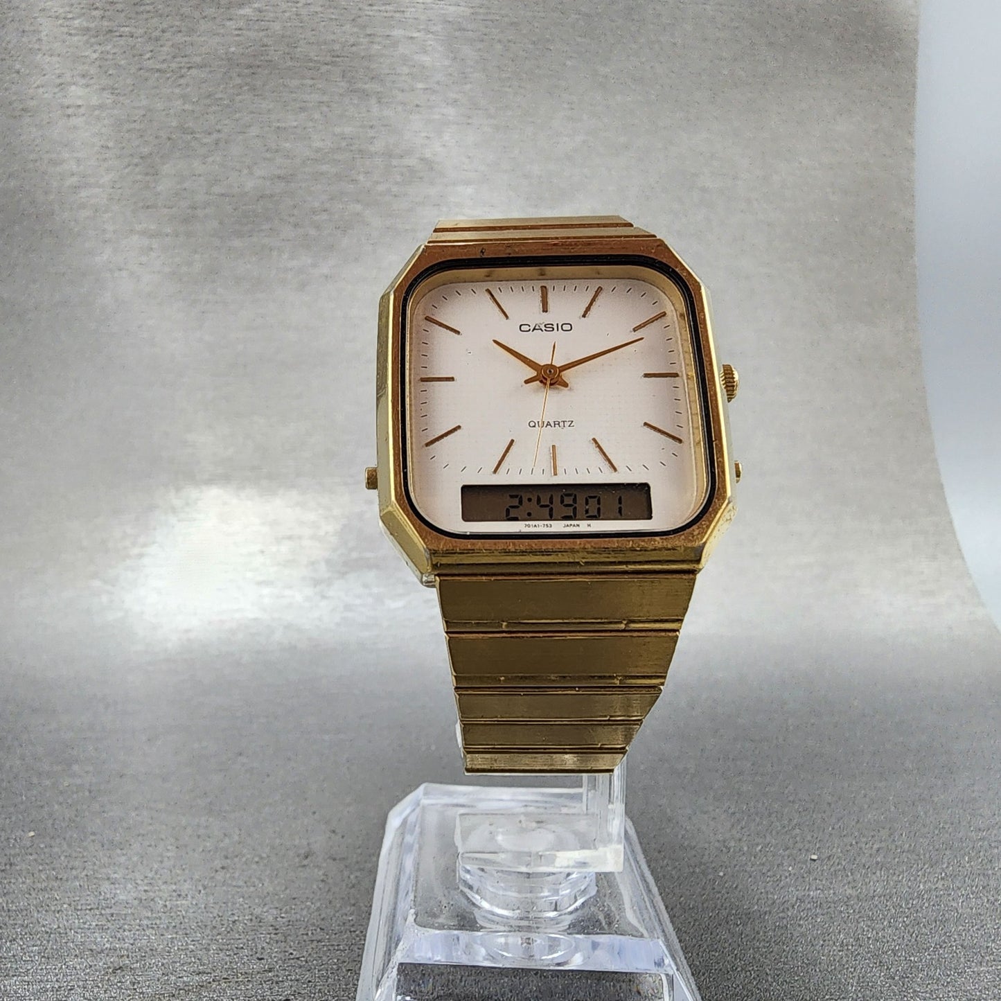 Casio AQ425 Watch Men 30mm White Dial Gold Tone Analog Digital New Battery VTG5