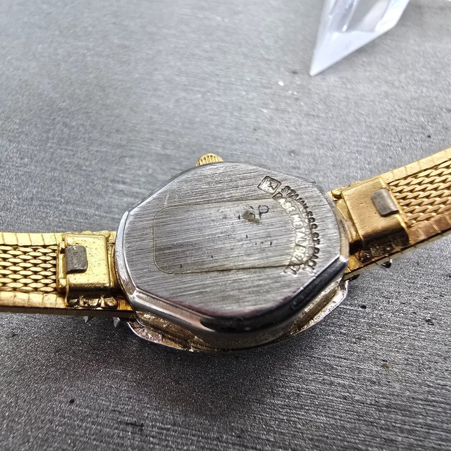 Gruen Watch Women 17mm Silver Dial Gold Tone Ovel Gem Set New Battery Vintage9