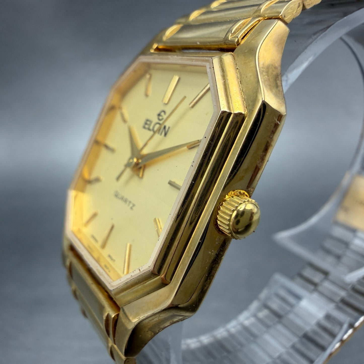 Elgin Watch Unisex 27mm Gold Dial Gold Tone Octagon New Battery Vintage2