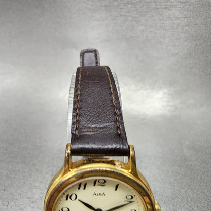 Seiko ALBA Watch Women 27mm Cream Dial Gold Tone Round V5016K00 New Battery4