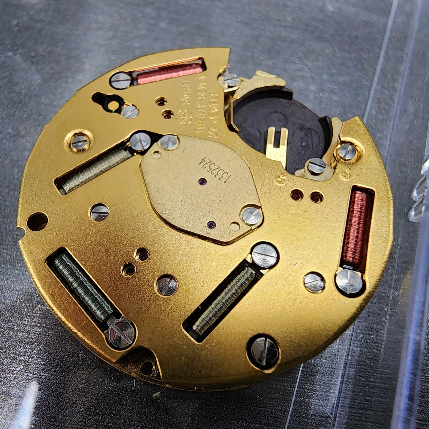 ETA 251.233 Chronograph watch movement White Date wheel Swiss Made PARTS3