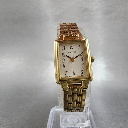 Seiko Tank Watch Women 16mm White Dial Gold Tone 1n010fh0 New Battery5