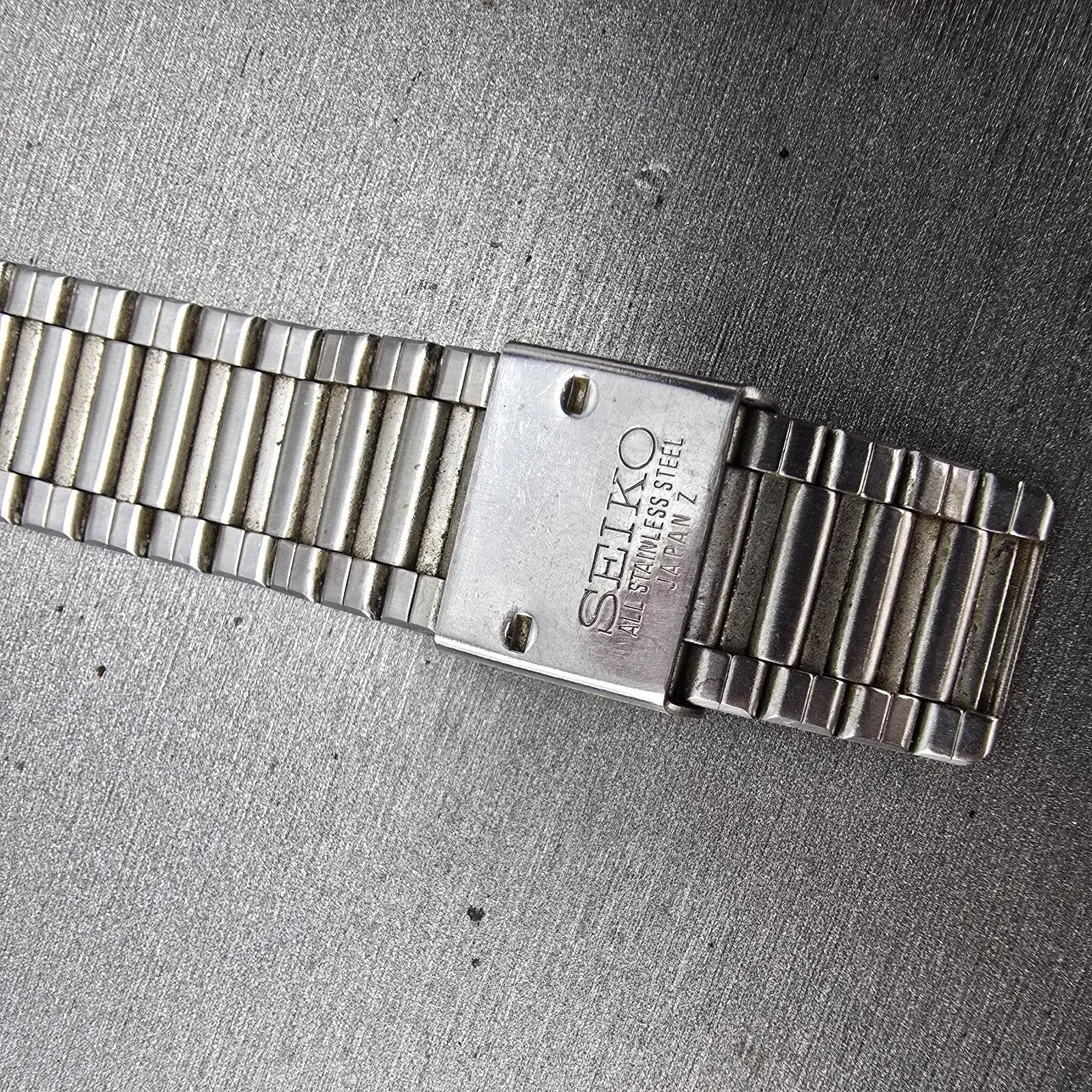 Seiko Bracelet 19mm Stainless Steel Gold Tone READ!!!!!!! Vintage Z46212