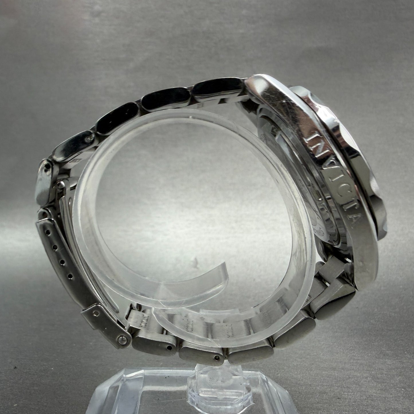 Invicta Pro Diver Watch Men 38mm Black Dial Silver Tone Date Round 8932 New Batt8
