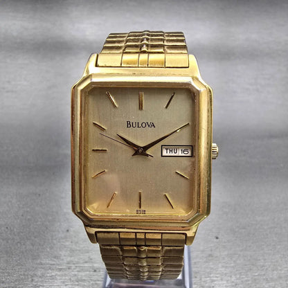 Bulova Watch Men 29mm Champagne Dial Gold Tone Daydate Rectangle 97C28 New Batt0