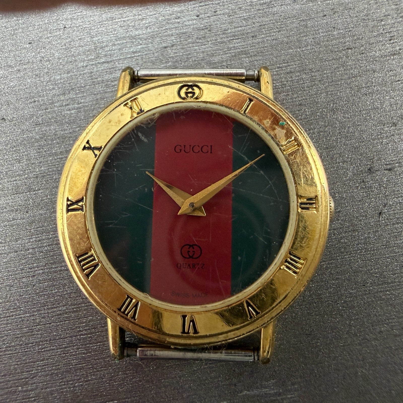Gucci 3000L Watch Women 26mm Red Green Dial Gold Plated Round Leather New BattA51