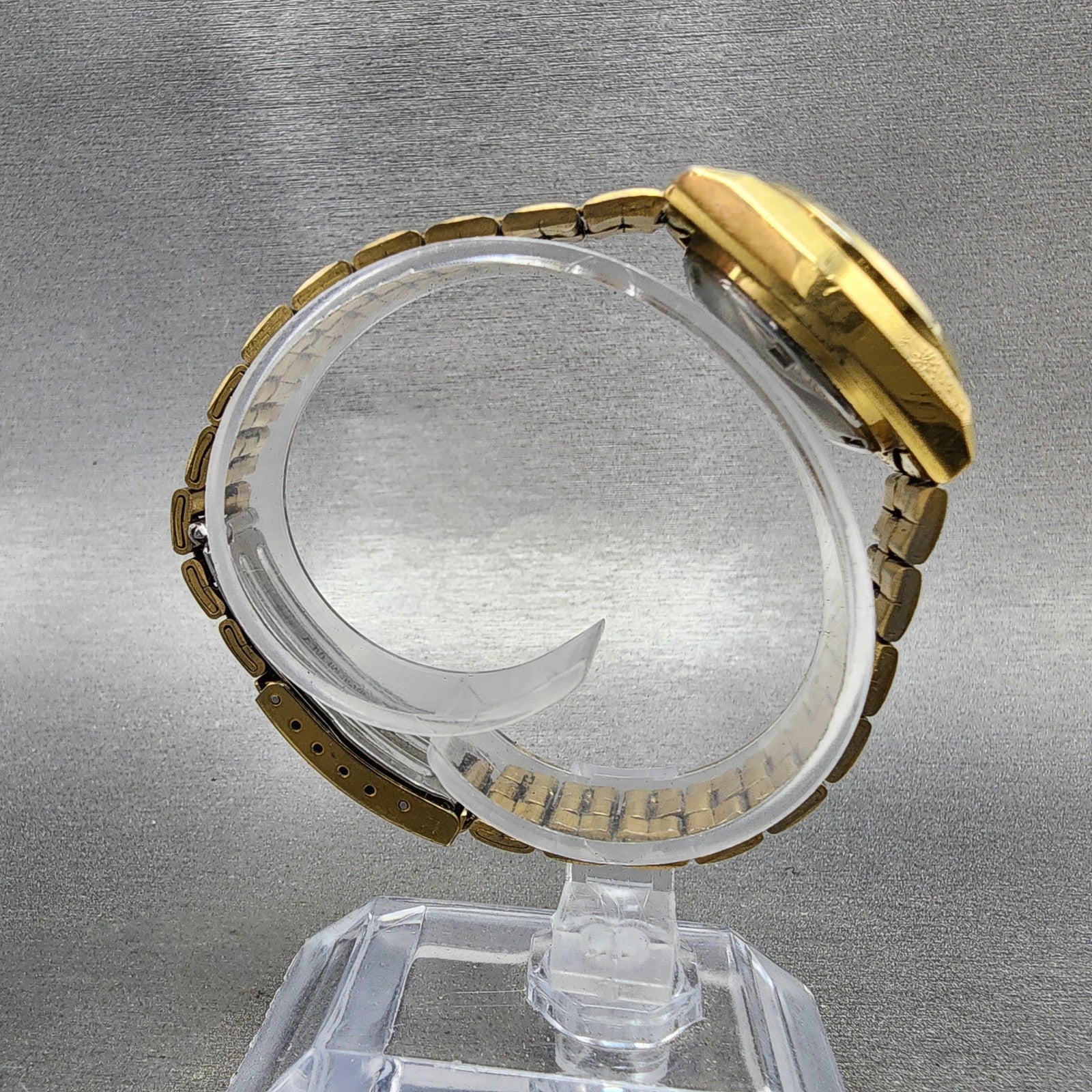 Seiko Automatic Watch Women 25mm Champagne Dial Gold Tone Daydate 42060469 PART9