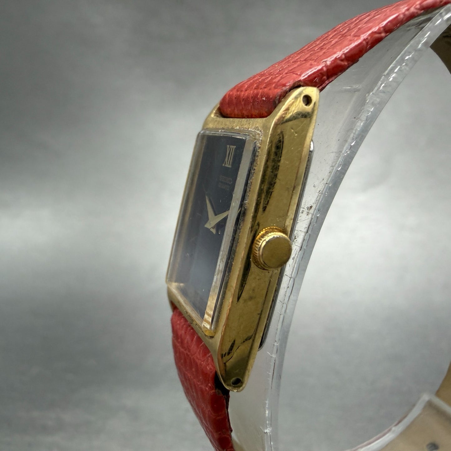 Seiko Tank Watch Women 17mm Black Dial Gold Tone Rectangle 2C20-5830 New Batt GT2