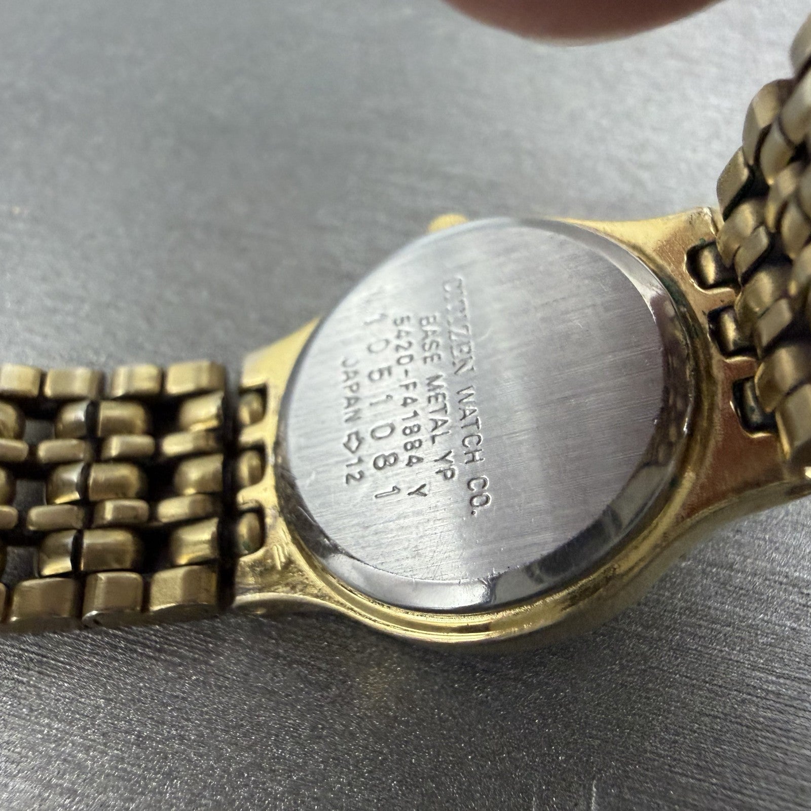 Citizen CQ Watch Women 21mm Mop Dial Gold Tone Round 5420-F41884 New Battery9