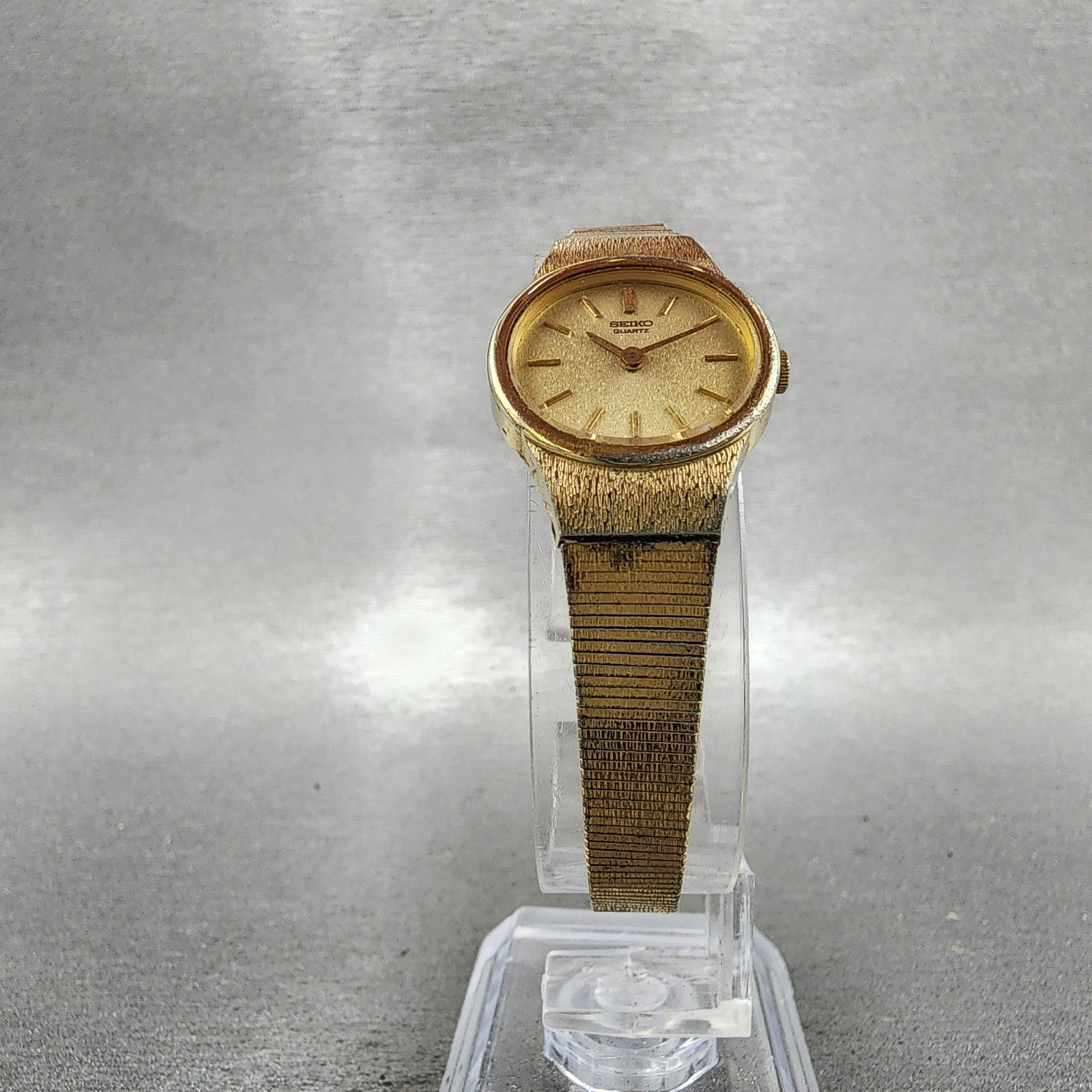 Seiko Watch Women 20mm Cream Dial Gold Tone Oval 23205439 New Battery5