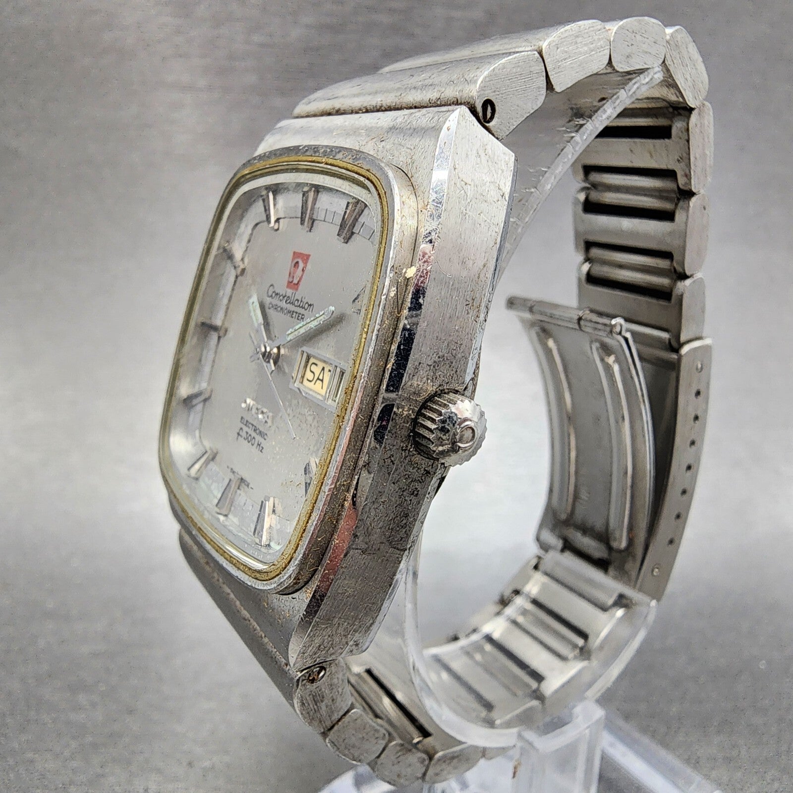 Omega Constelation F300 Watch Men 36mm Silver Dial Steel Daydate 198.0048 PARTS2