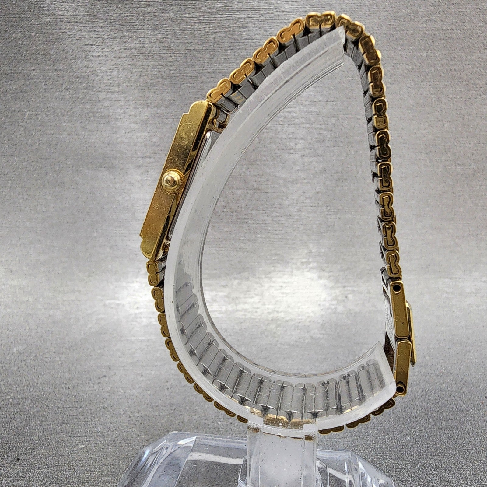 Seiko Tank Watch Women 13mm Champagne Dial Gold Tone 1e205519 New Battery6