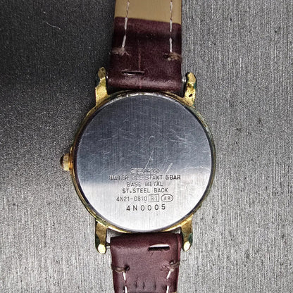 Seiko Spirit Watch Women 25mm Silver Dial Gold Tone Round 4N21-0810 New Battery10