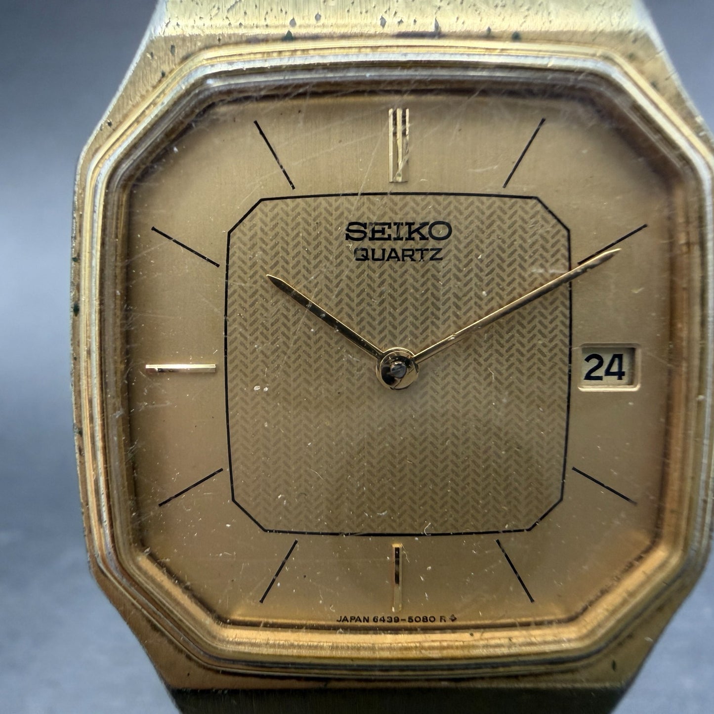 Seiko Tank Watch Men 29mm Champagne Dial Gold Tone Date Octagon 6439-5039 PARTS2