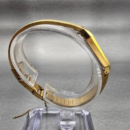 Citizen CQ Watch Women 13mm Black Dial Gold Tone Rectangle 2250-223373 New Batt8