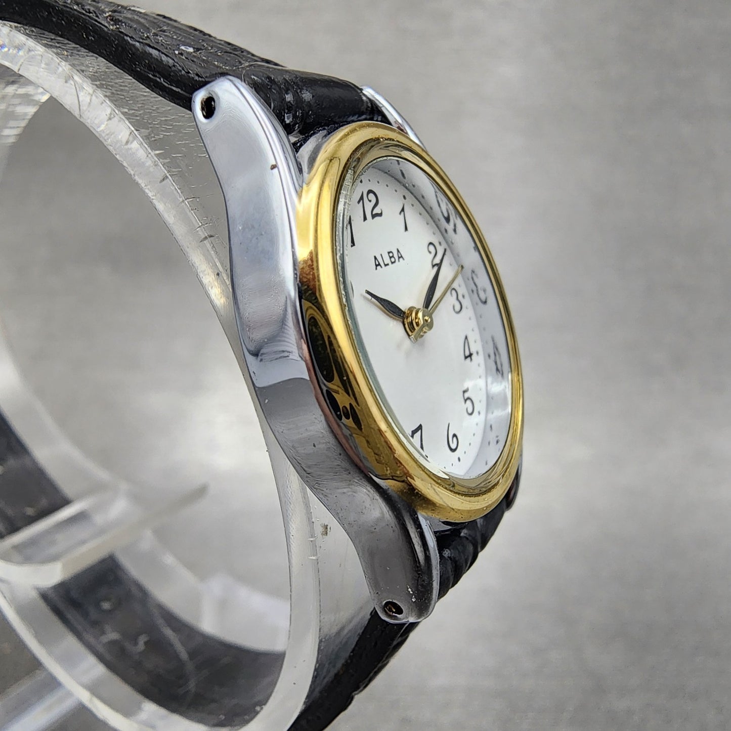 Seiko ALBA Watch Women 21mm White Dial Two Tone Oval VX01K989 New Battery3