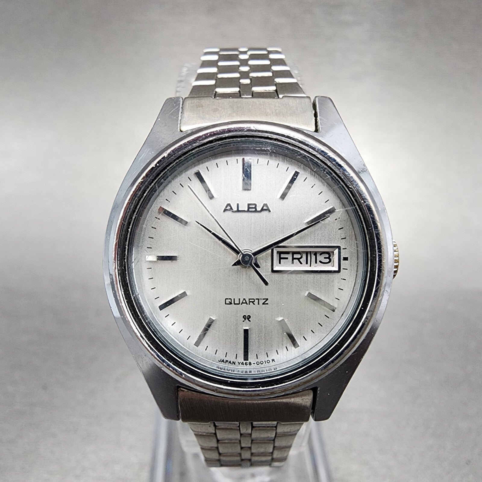 Seiko ALBA Watch Women 25mm Silver Dial Silver Tone Daydate Round New Battery0