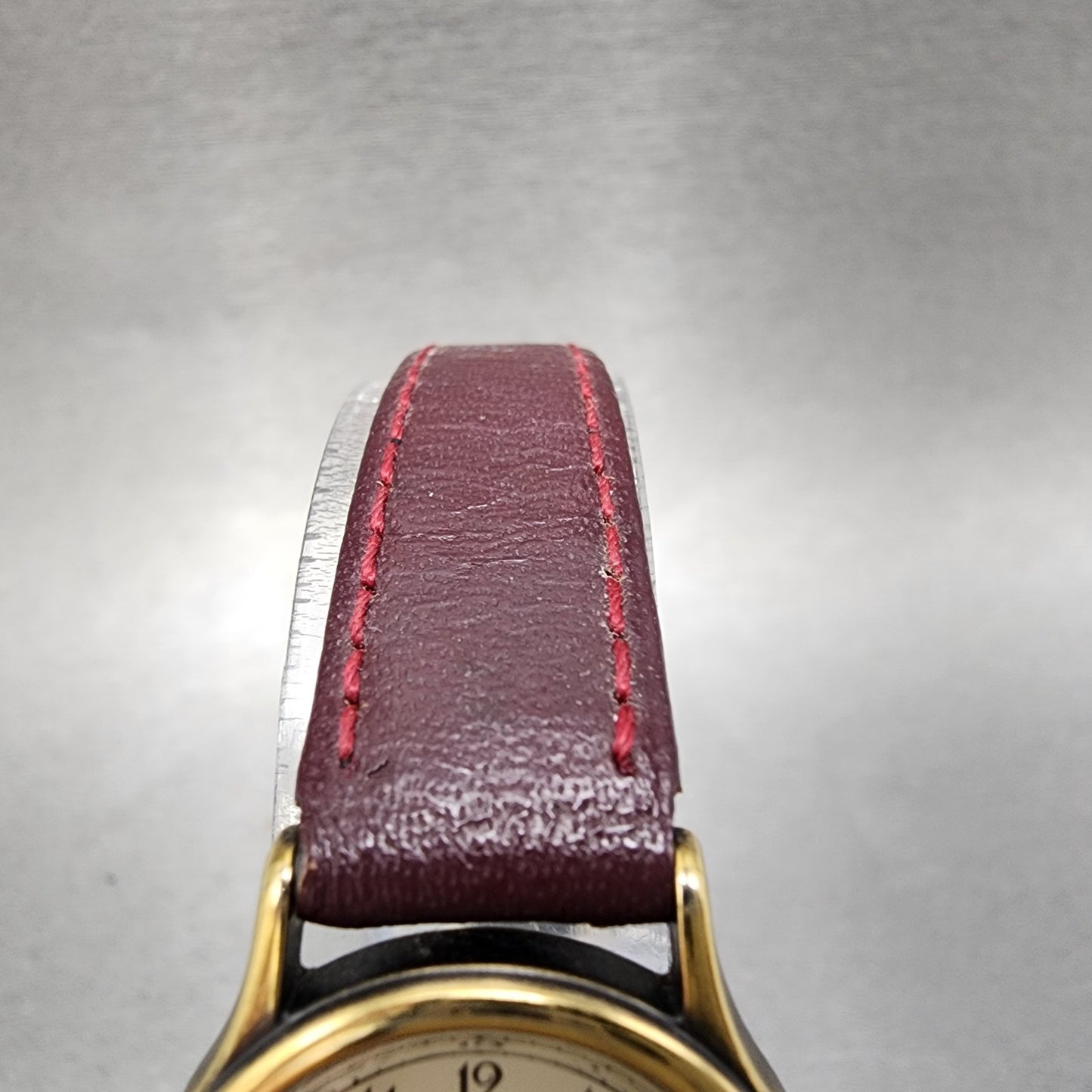 Seiko Avenue Watch Women 23mm Silver Dial Bronze Tone 1f210c30 New Battery4