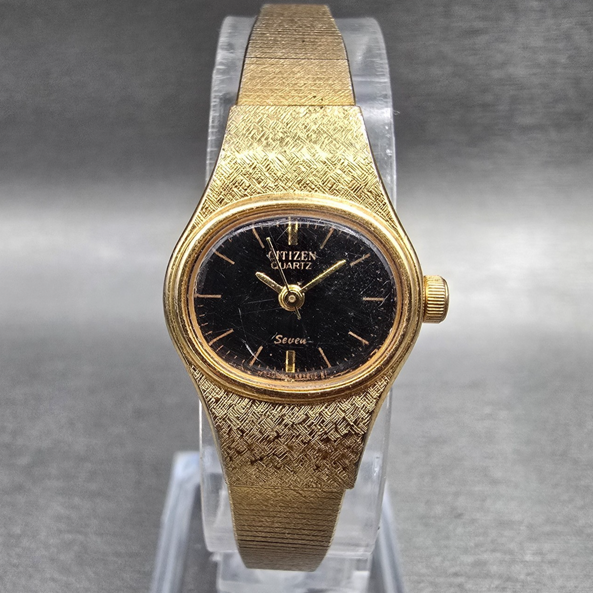 Citizen Seven Watch Women 19mm Black Dial Gold Oval 2030-205316 New Battery JP210